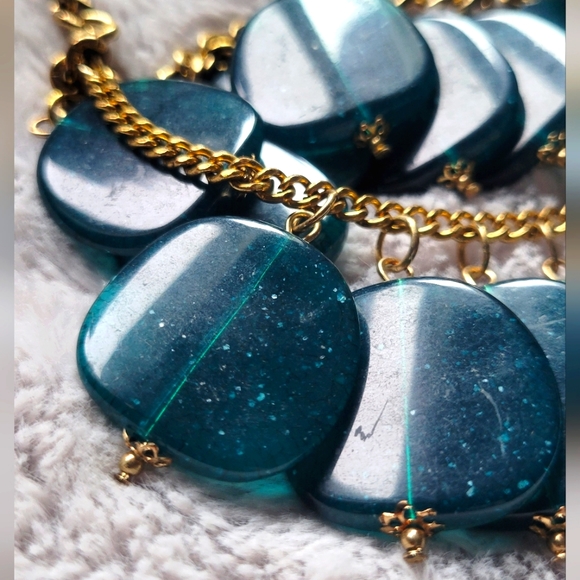 SOLD - Emerald green stones Necklace - Picture 3 of 5